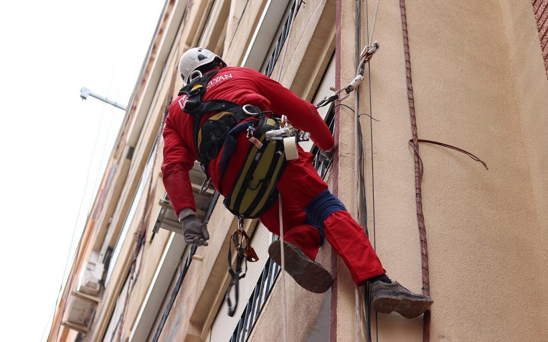 ¿Qué son los trabajos verticales en edificios?