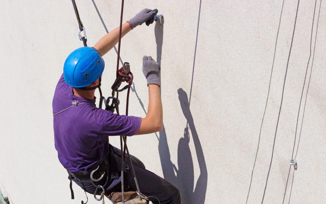 trabajos verticales en patios interiores