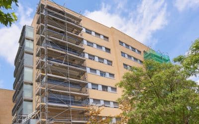 Permisos de rehabilitación para un edificio en Barcelona